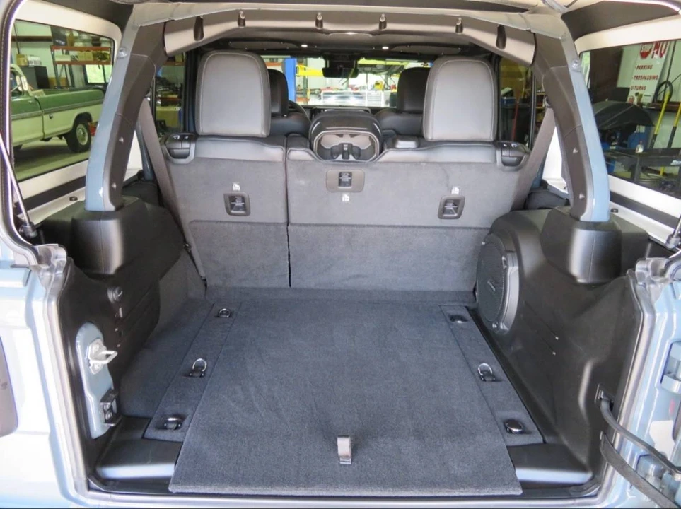 2024 Jeep JL Wrangler - Image 7 of 9