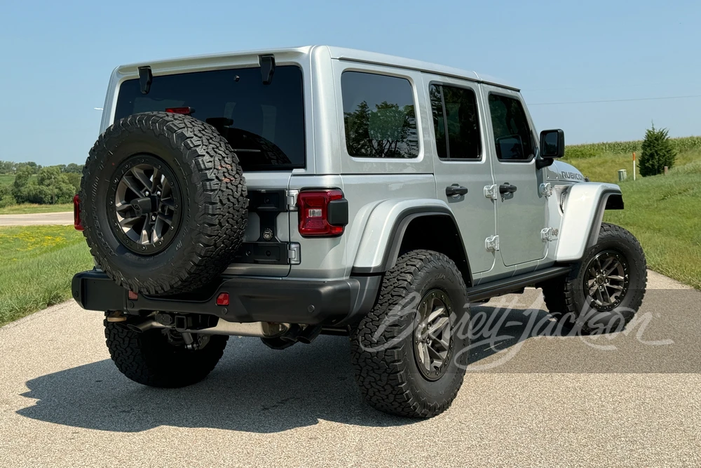 2024 Jeep JL Wrangler - Image 8 of 9