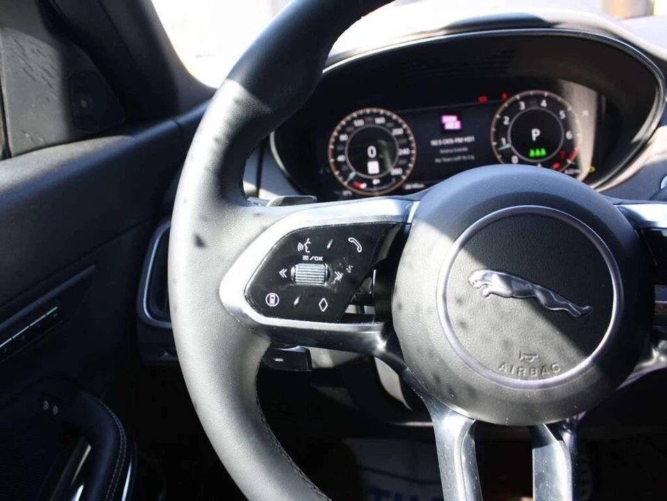2024 Jaguar E-Pace - Image 14 of 17