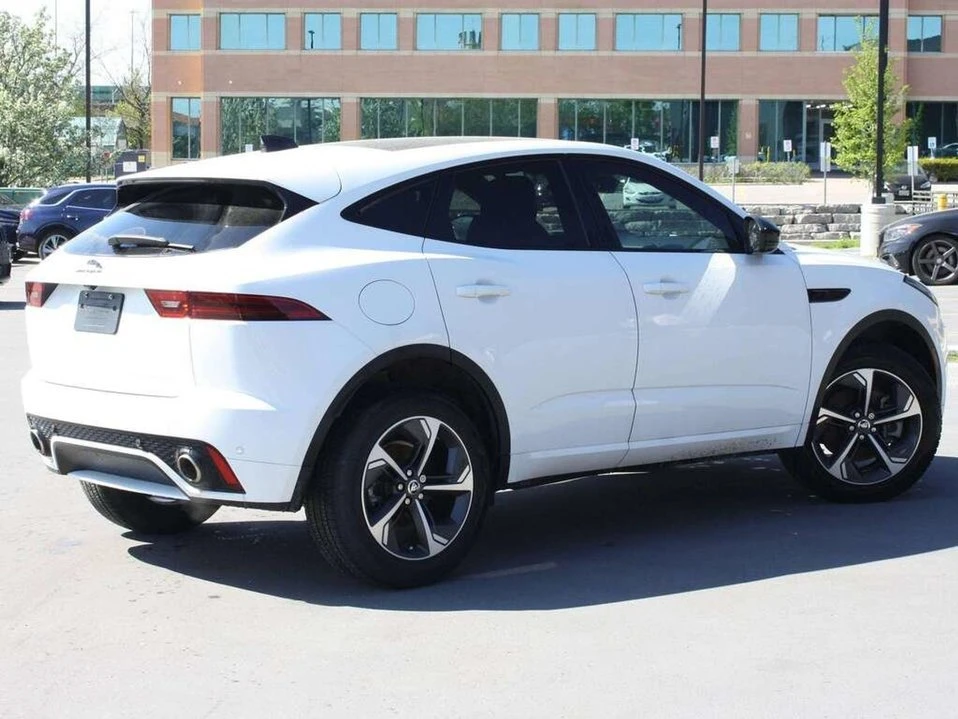 2024 Jaguar E-Pace - Image 3 of 17