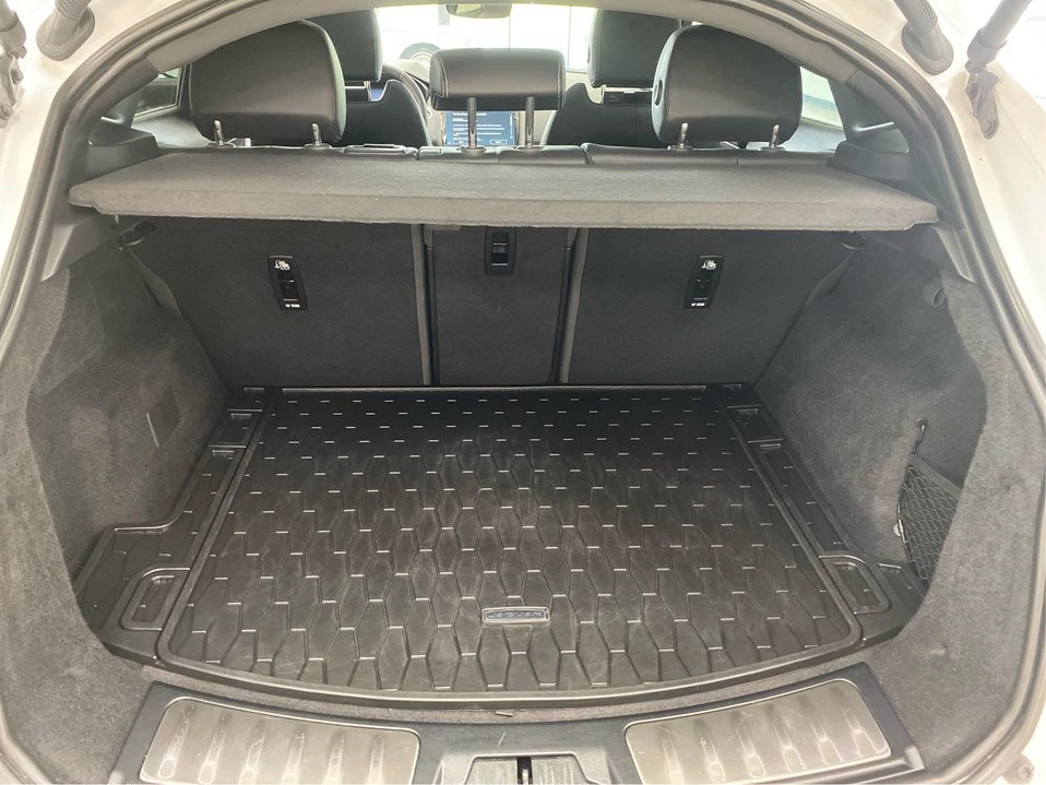 2024 Jaguar E-Pace - Image 13 of 20