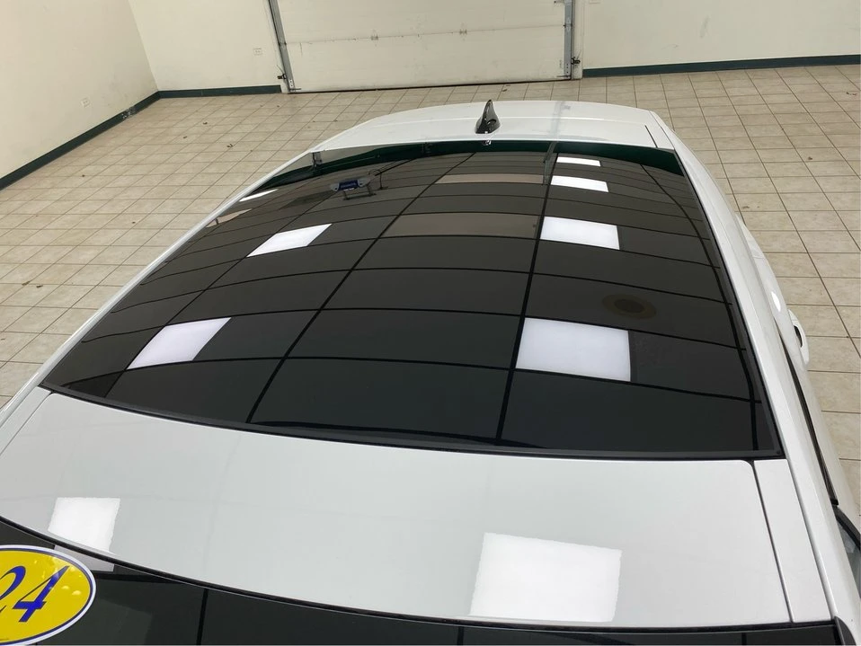 2024 Jaguar E-Pace - Image 12 of 20