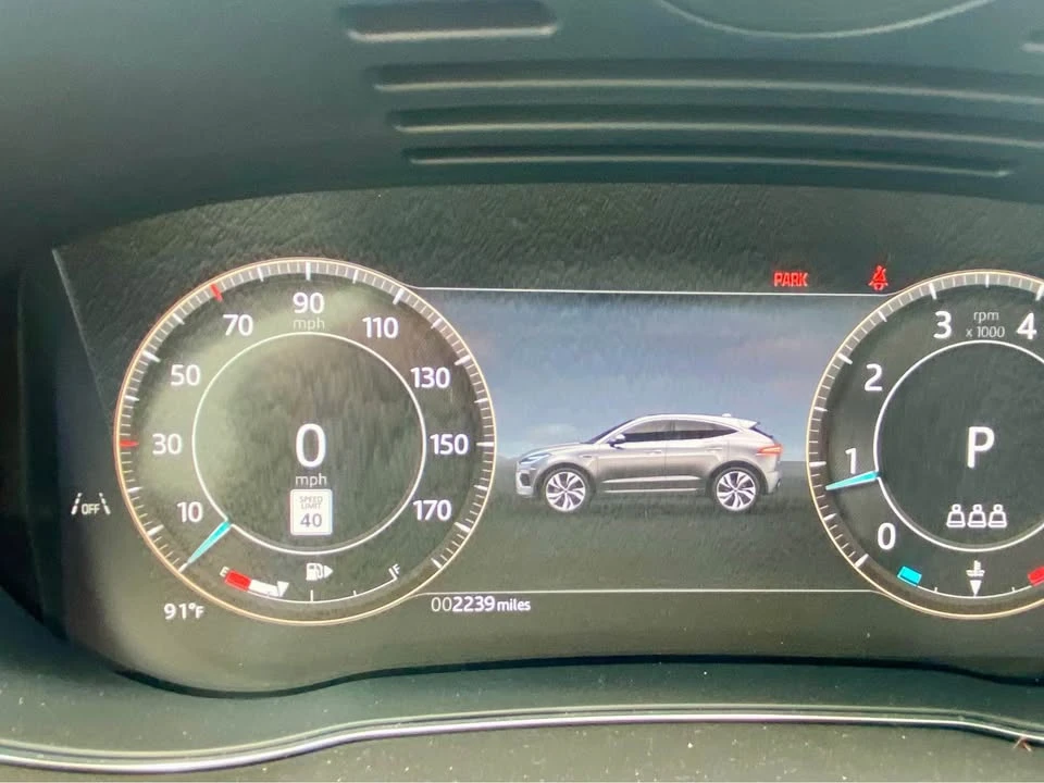 2024 Jaguar E-Pace - Image 7 of 9