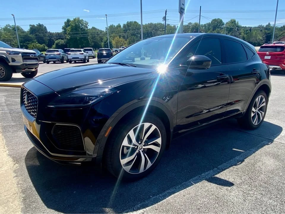2024 Jaguar E-Pace - Image 2 of 9