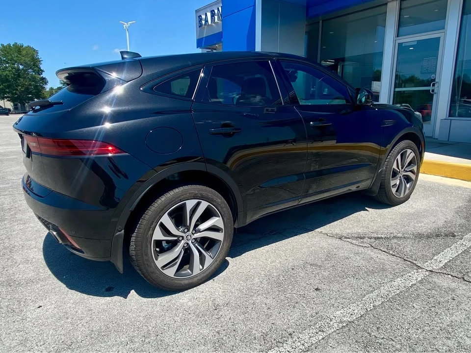 2024 Jaguar E-Pace - Image 4 of 9