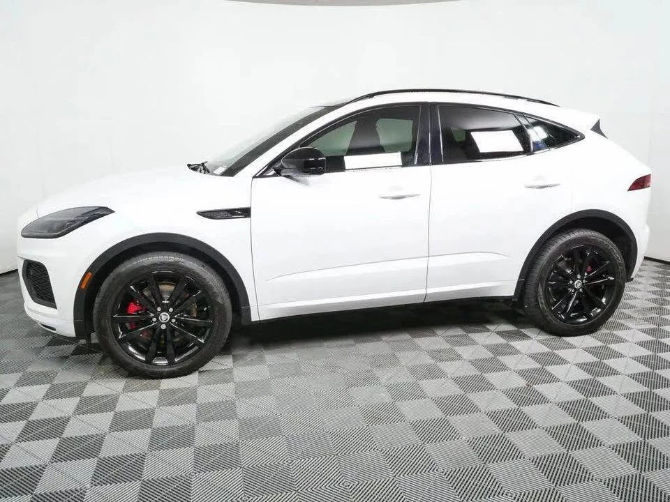 2024 Jaguar E-Pace - Image 2 of 15