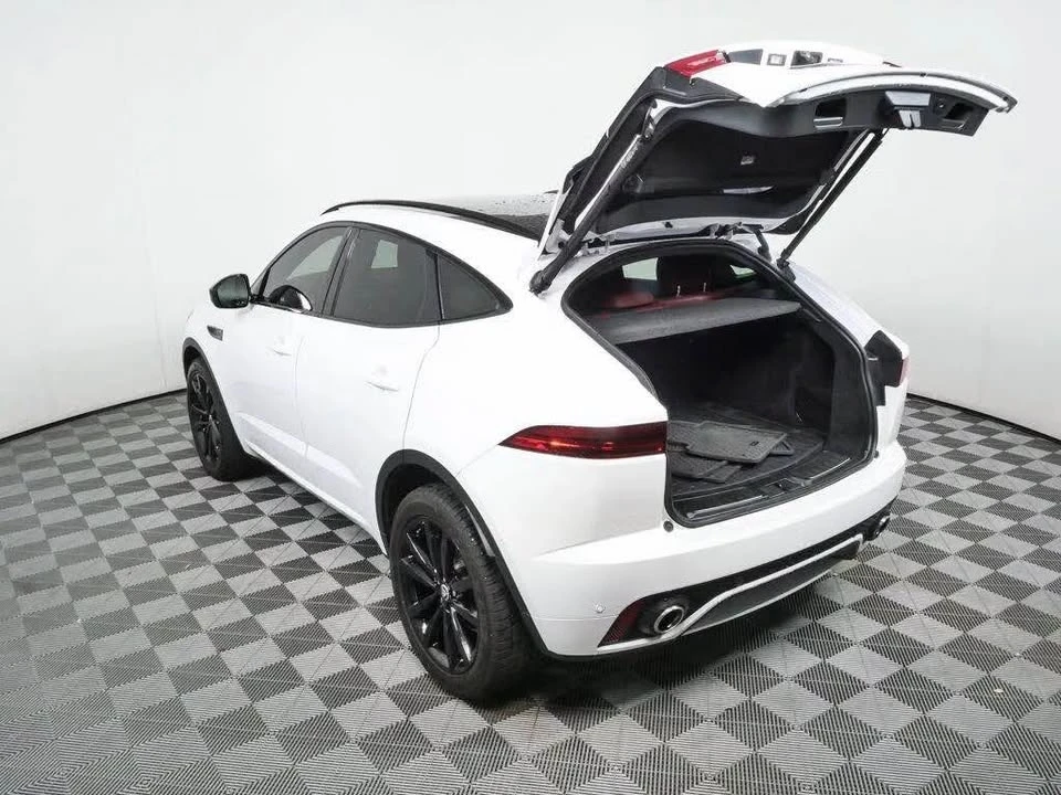 2024 Jaguar E-Pace - Image 15 of 15