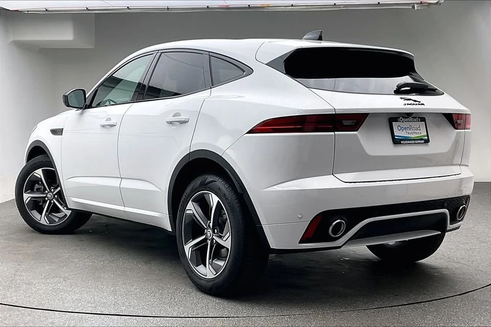2024 Jaguar E-Pace - Image 4 of 12