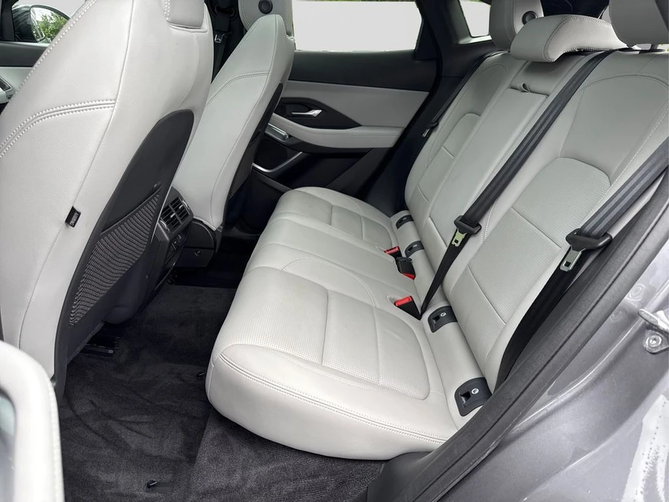 2024 Jaguar E-Pace - Image 10 of 12