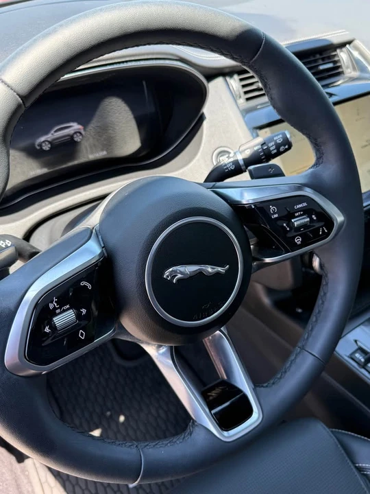 2024 Jaguar E-Pace - Image 7 of 13