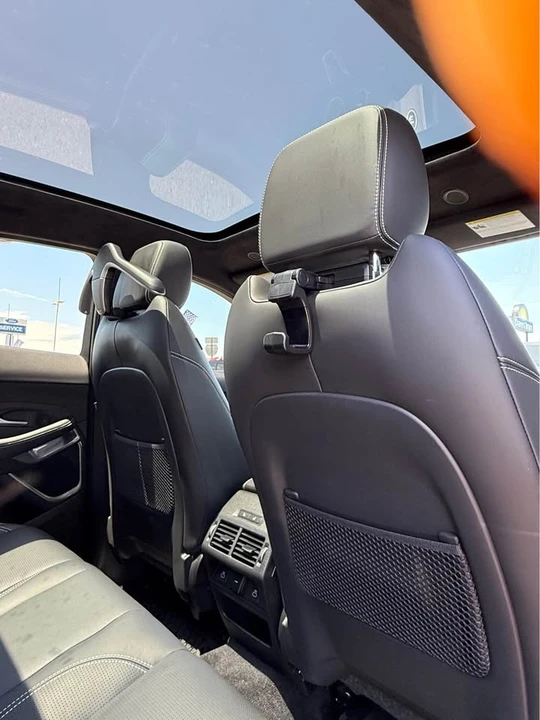 2024 Jaguar E-Pace - Image 11 of 13