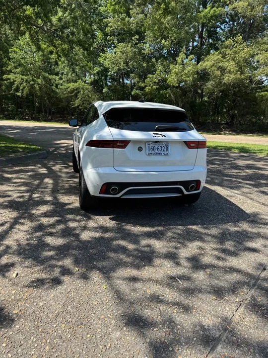 2024 Jaguar E-Pace - Image 4 of 5