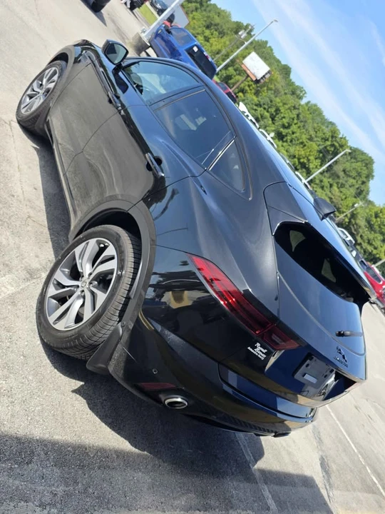 2024 Jaguar E-Pace - Image 3 of 18
