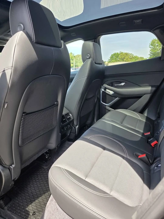 2024 Jaguar E-Pace - Image 18 of 18