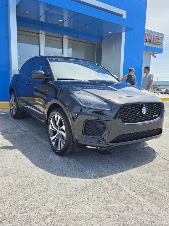 2024 Jaguar E-Pace - Image 2 of 18