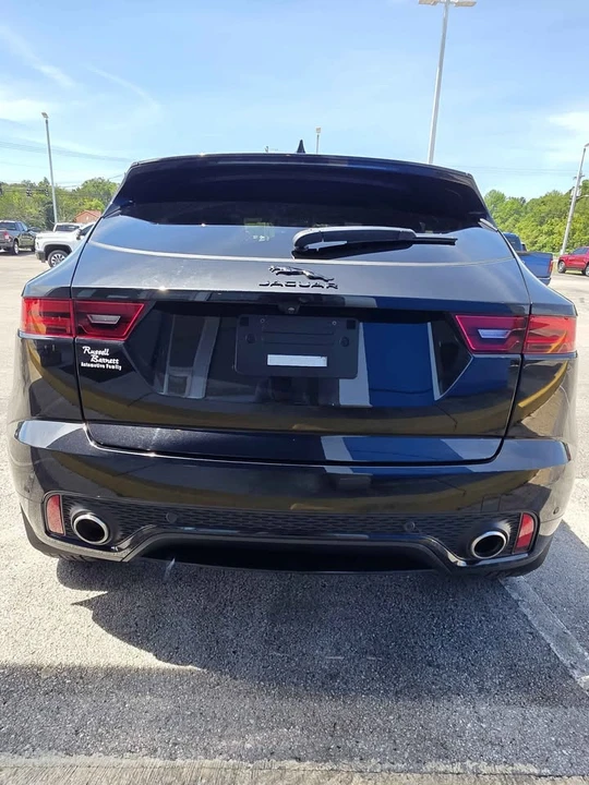 2024 Jaguar E-Pace - Image 6 of 18