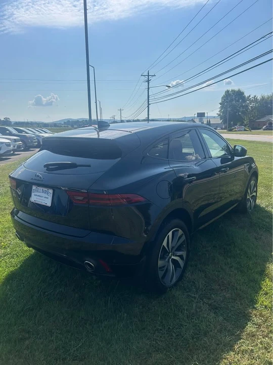 2024 Jaguar E-Pace - Image 3 of 16