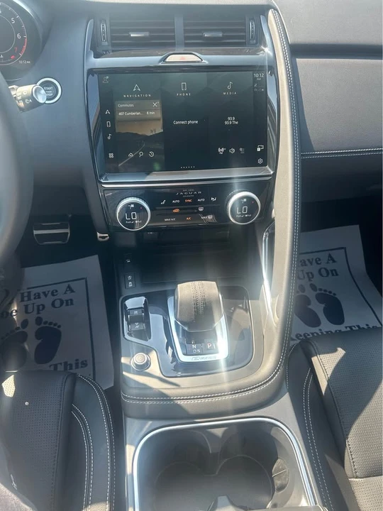 2024 Jaguar E-Pace - Image 12 of 16