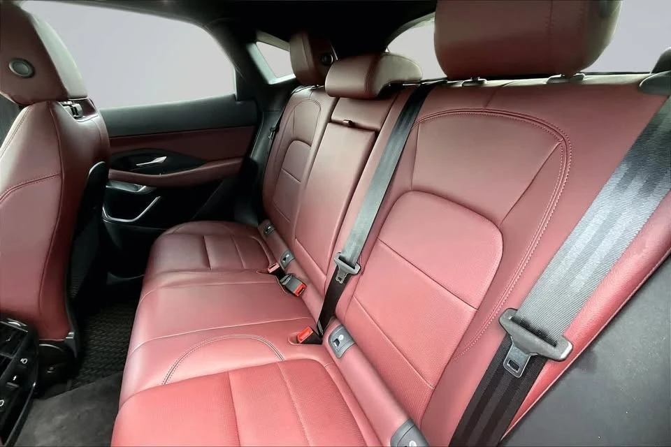 2024 Jaguar E-Pace - Image 11 of 12