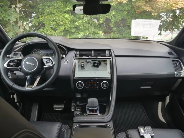 2024 Jaguar E-Pace - Image 10 of 20