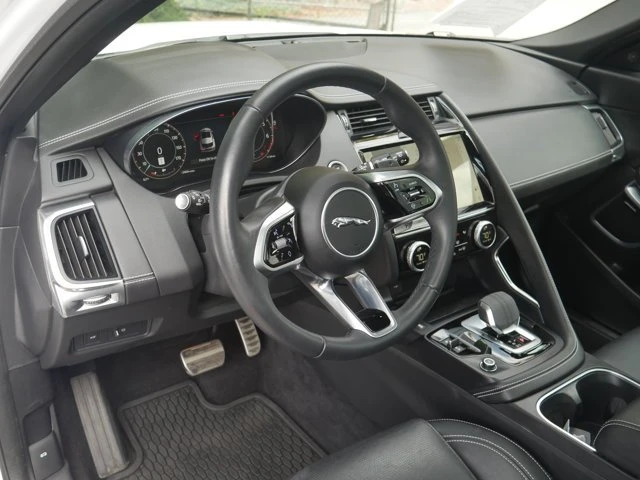 2024 Jaguar E-Pace - Image 4 of 20