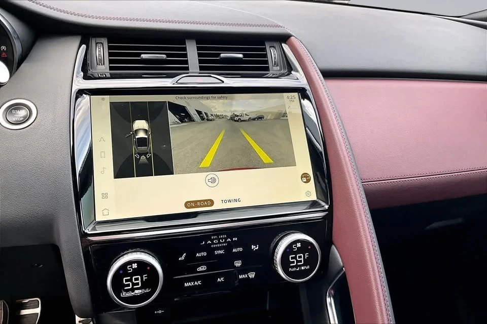 2024 Jaguar E-Pace - Image 10 of 12