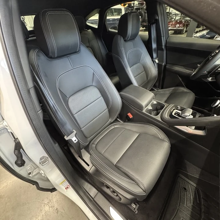 2024 Jaguar E-Pace - Image 6 of 17