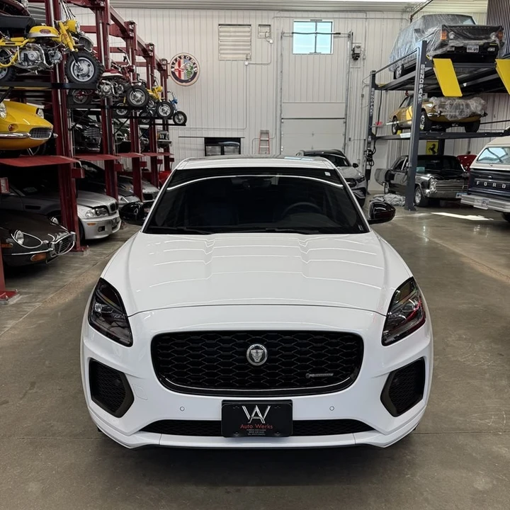 2024 Jaguar E-Pace - Image 3 of 17