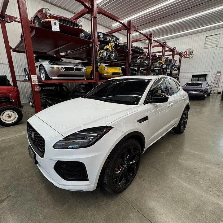 2024 Jaguar E-Pace - Image 2 of 17