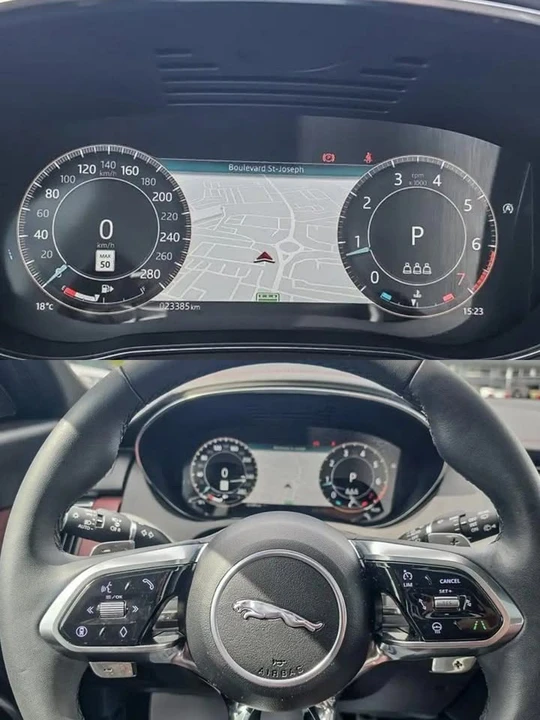 2024 Jaguar E-Pace - Image 3 of 5
