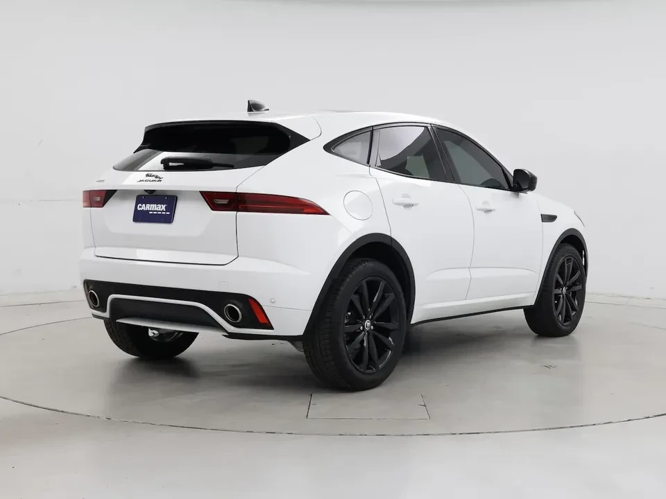 2024 Jaguar E-Pace - Image 9 of 20