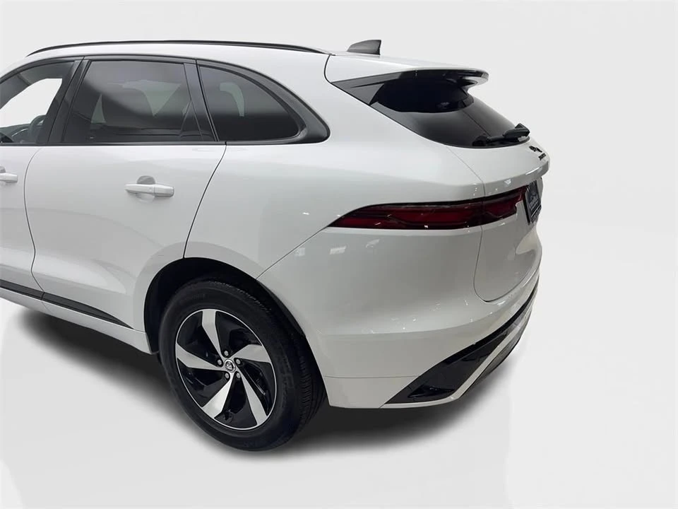2024 Jaguar F-Pace - Image 19 of 20