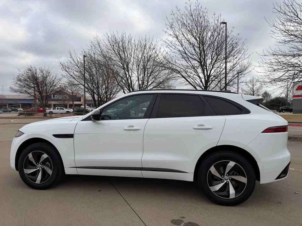 2024 Jaguar F-Pace - Image 3 of 15