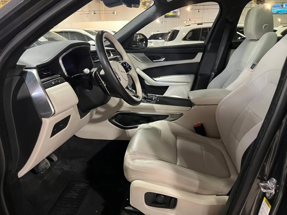 2024 Jaguar F-Pace - Image 11 of 19