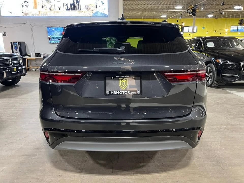 2024 Jaguar F-Pace - Image 5 of 19