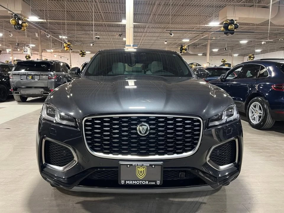 2024 Jaguar F-Pace - Image 2 of 19