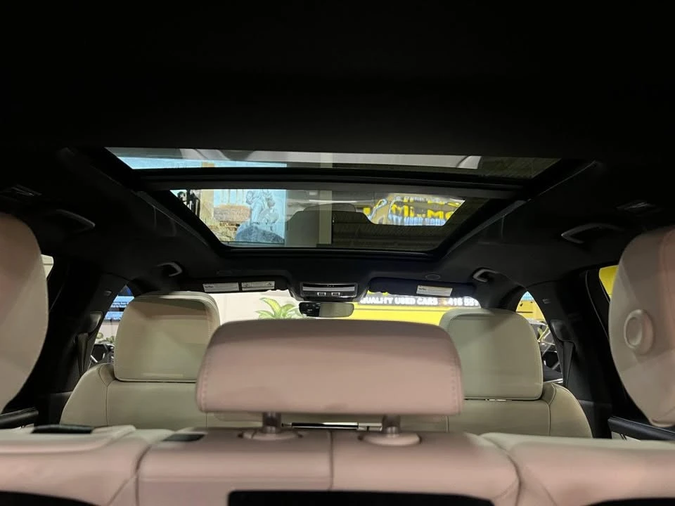 2024 Jaguar F-Pace - Image 13 of 19