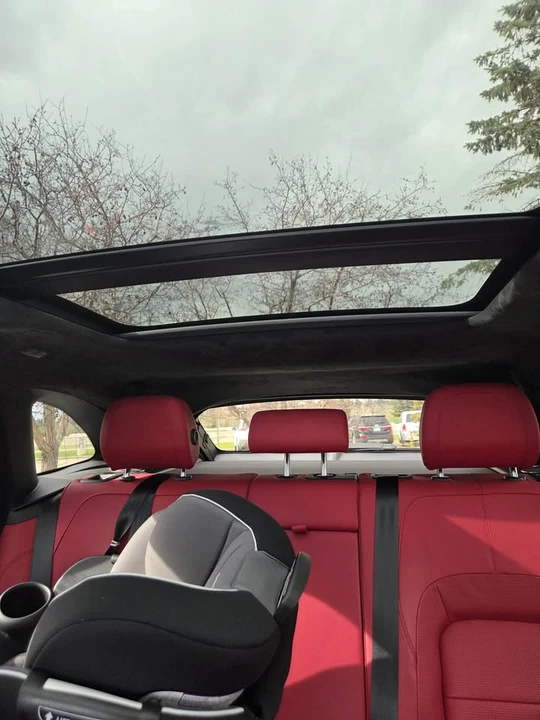 2024 Jaguar F-Pace - Image 9 of 12