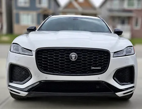 2024 Jaguar F-PACE P250 R-Dynamic S