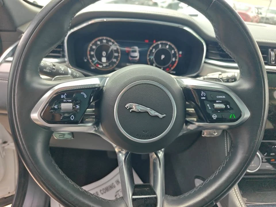 2024 Jaguar F-Pace - Image 19 of 20