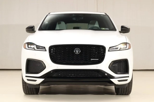 2024 Jaguar F-Pace - Image 7 of 21
