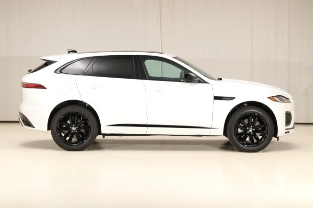 2024 Jaguar F-Pace - Image 15 of 21