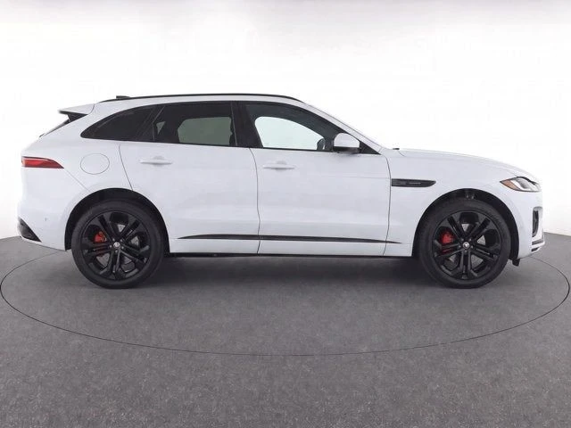 2024 Jaguar F-Pace - Image 4 of 17