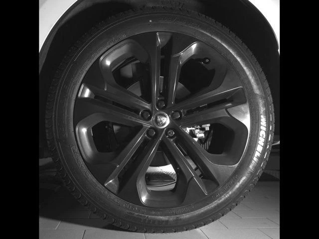 2024 Jaguar F-Pace - Image 13 of 17