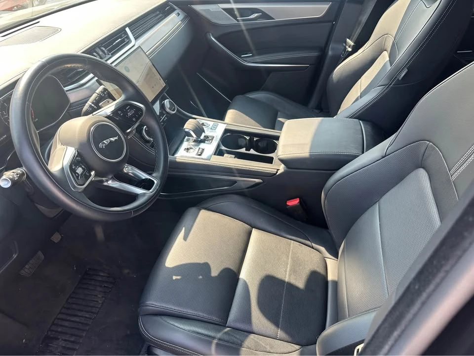 2024 Jaguar F-Pace - Image 8 of 20