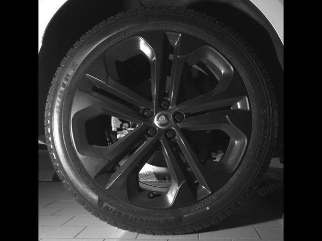 2024 Jaguar F-Pace - Image 12 of 17