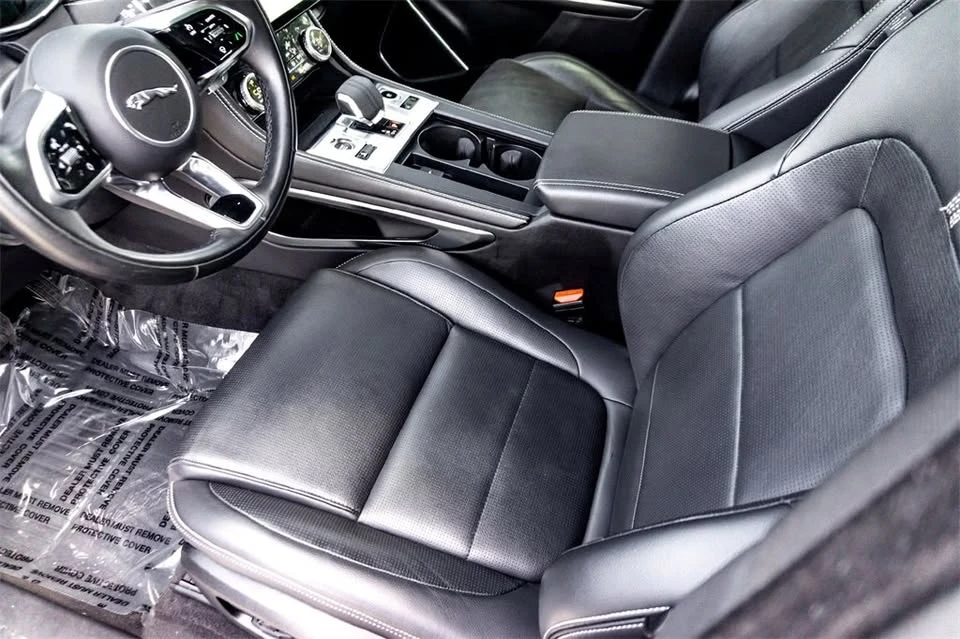 2024 Jaguar F-Pace - Image 4 of 8