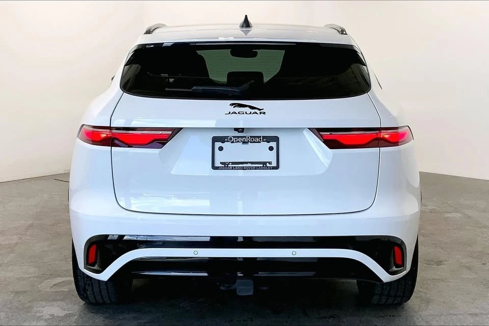 2024 Jaguar F-Pace - Image 5 of 20