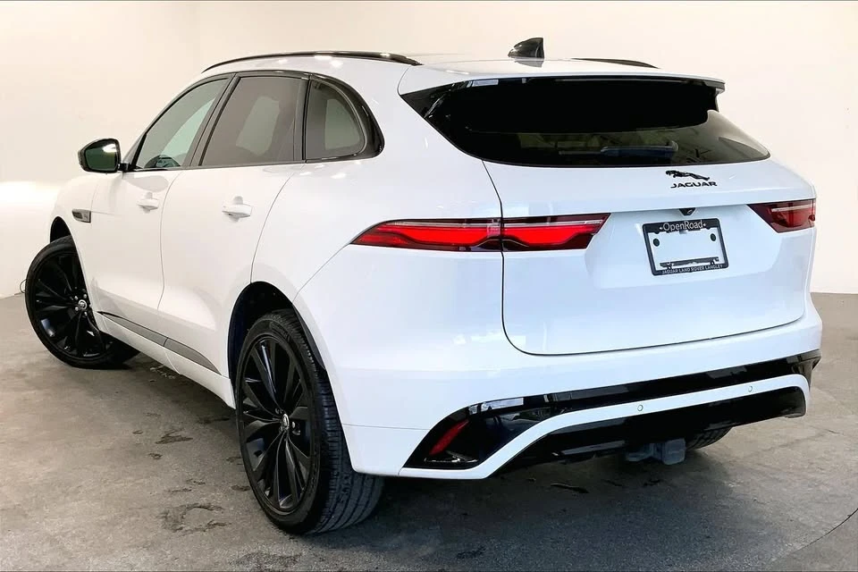 2024 Jaguar F-Pace - Image 4 of 20