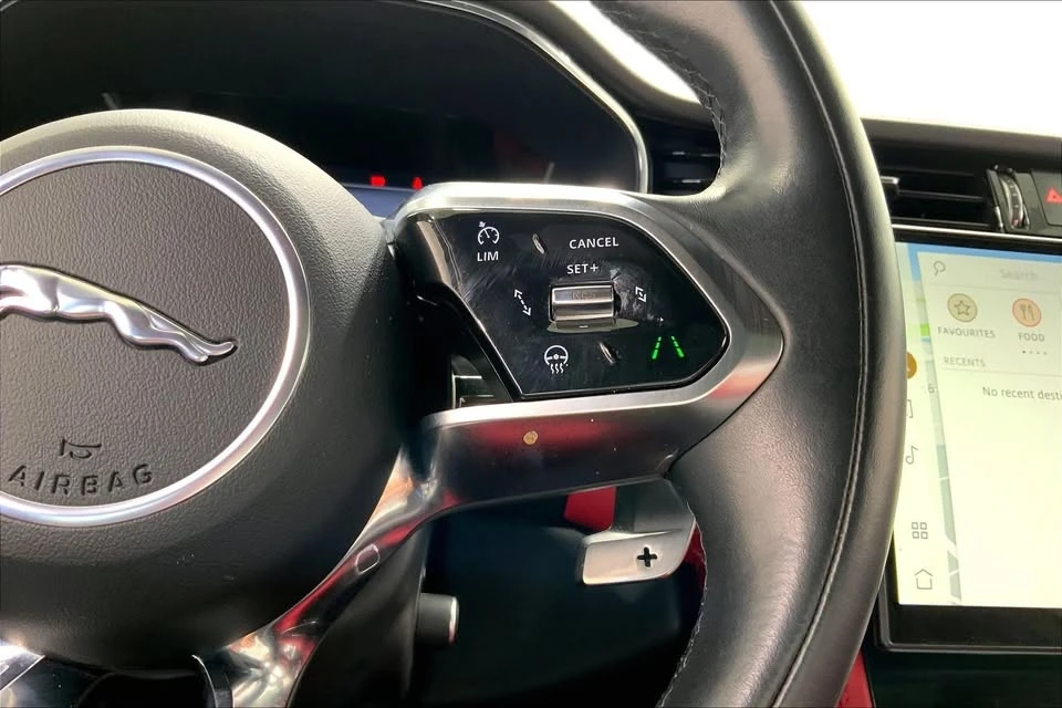 2024 Jaguar F-Pace - Image 16 of 20